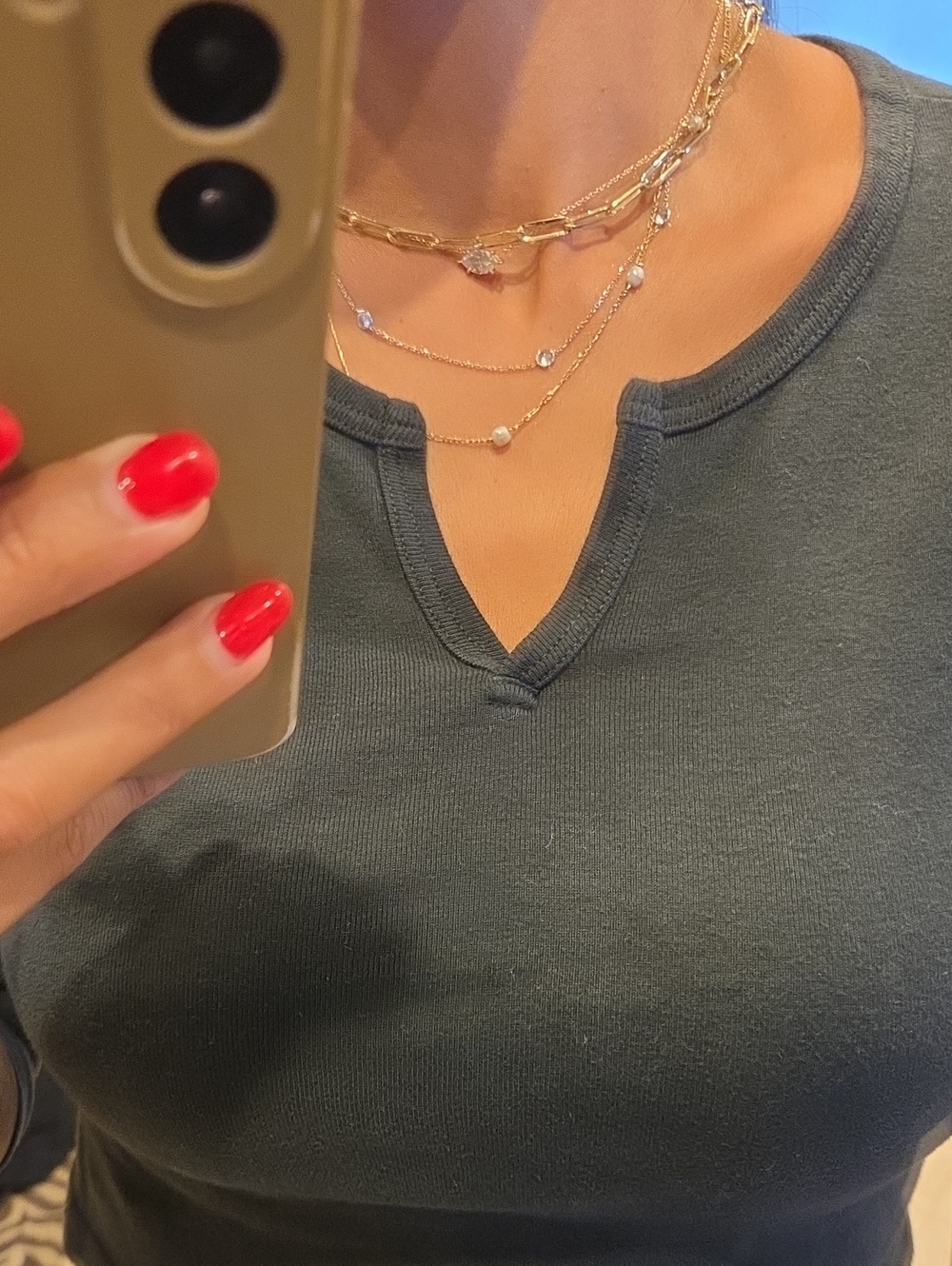 BRANDY MELVILLE BLACK V NECK LONG SLEEVE T SHIRT "DEANIE" TOP $30 - Picture 3 of 4